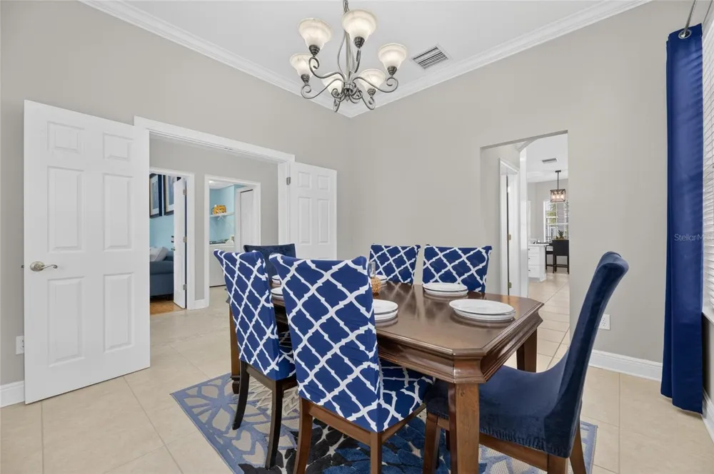 435 MANNS HARBOR DRIVE Apollo Beach, FL 33572