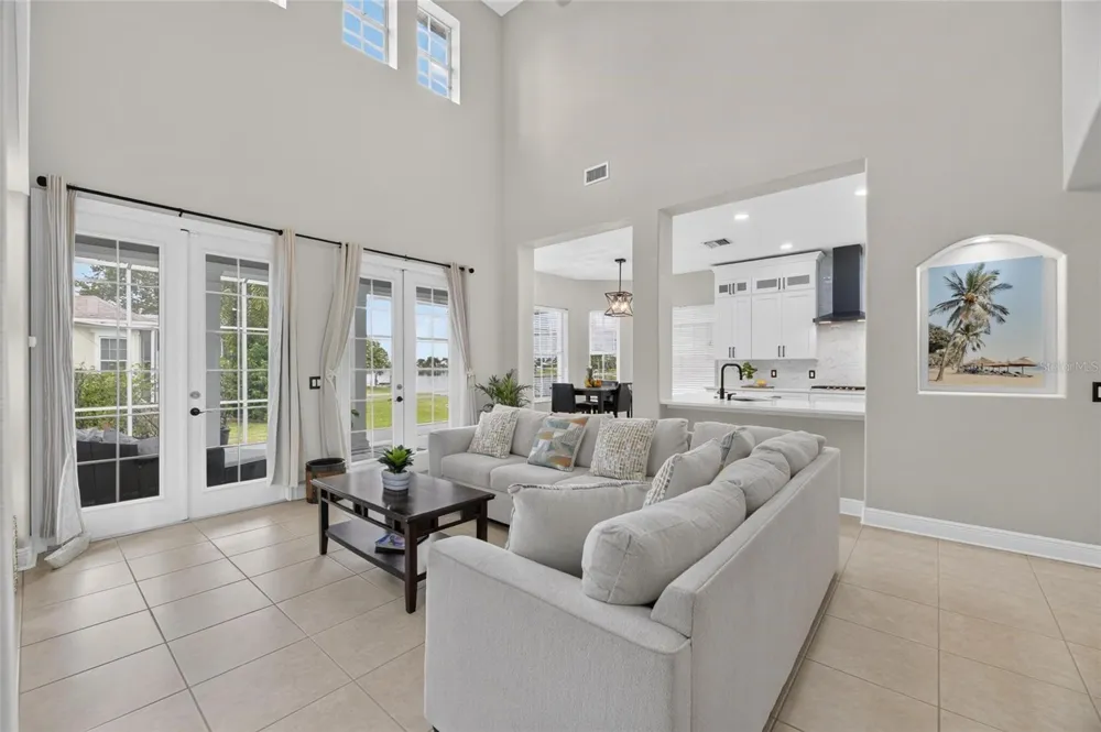 435 MANNS HARBOR DRIVE Apollo Beach, FL 33572