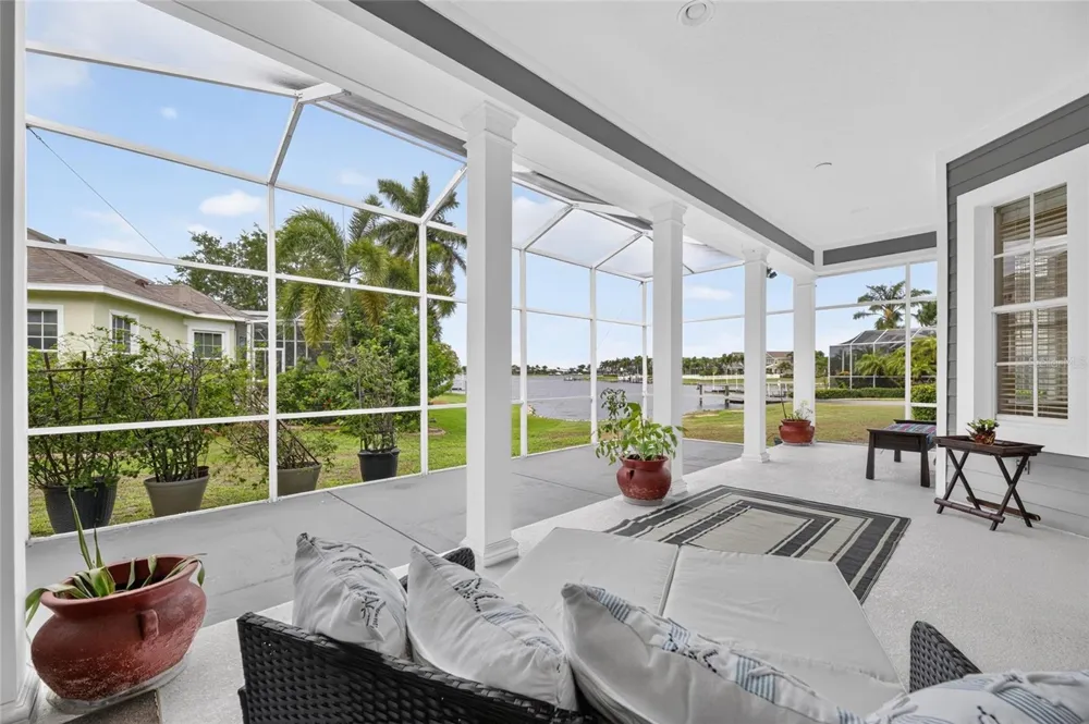 435 MANNS HARBOR DRIVE Apollo Beach, FL 33572