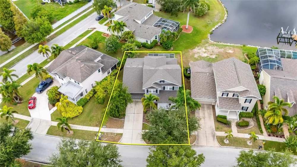 435 MANNS HARBOR DRIVE Apollo Beach, FL 33572