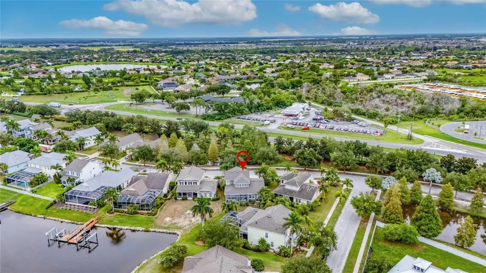 435 MANNS HARBOR DRIVE Apollo Beach, FL 33572