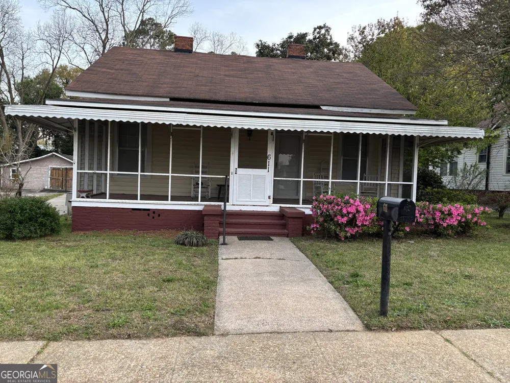 611 South 4th. ST Lanett, AL 36863