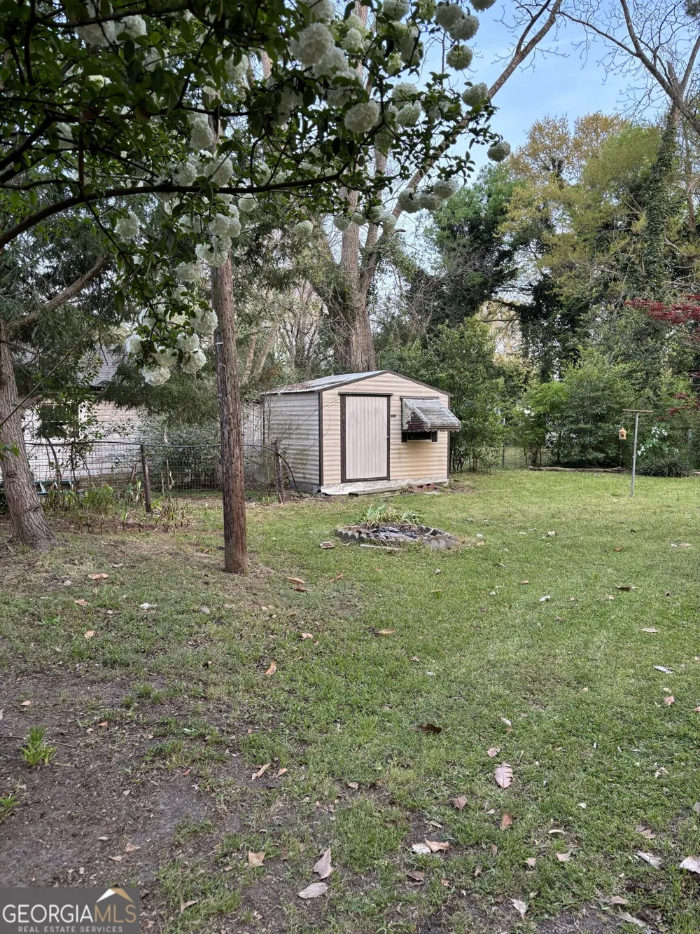 611 South 4th. ST Lanett, AL 36863
