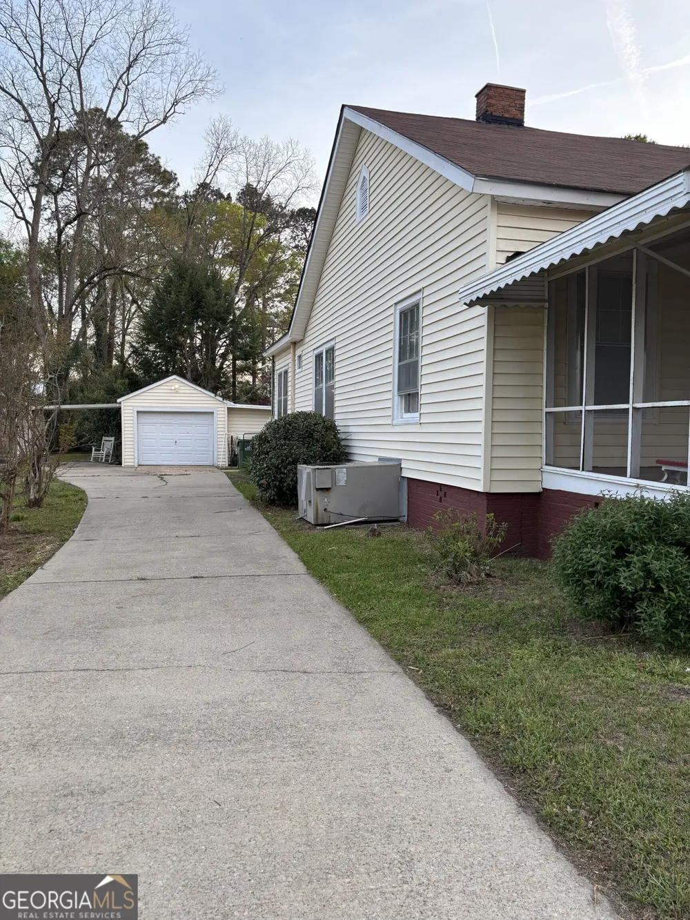 611 South 4th. ST Lanett, AL 36863