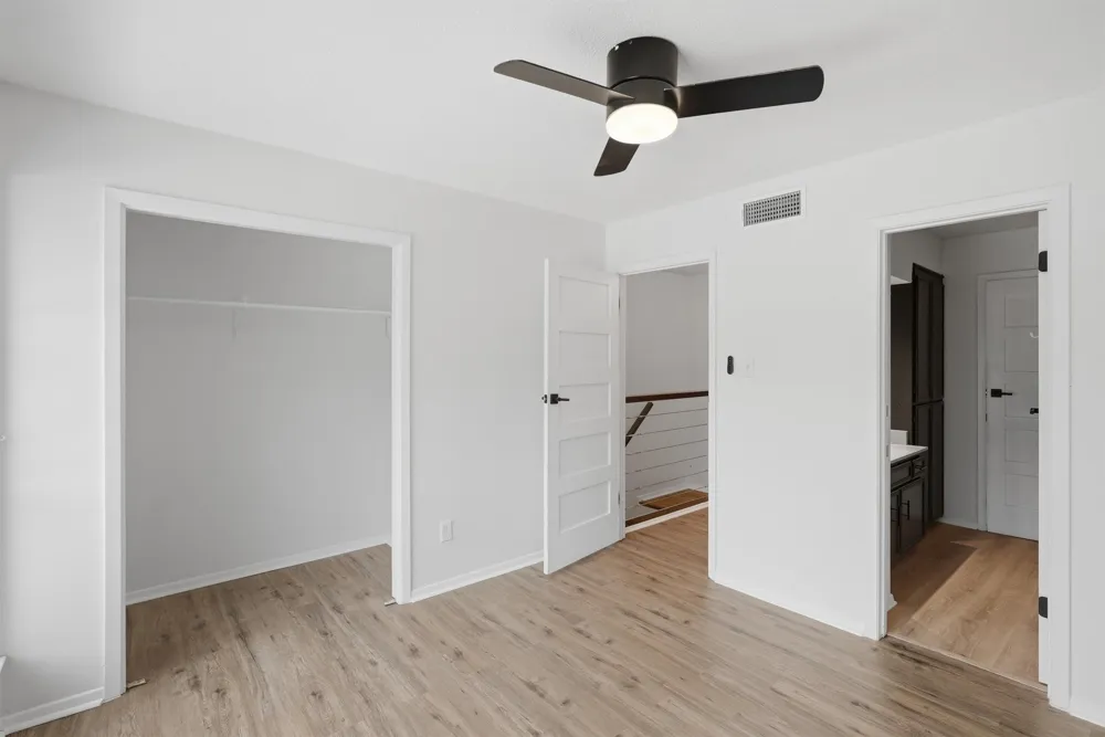 4318 Overlook Court Granbury, TX 76049