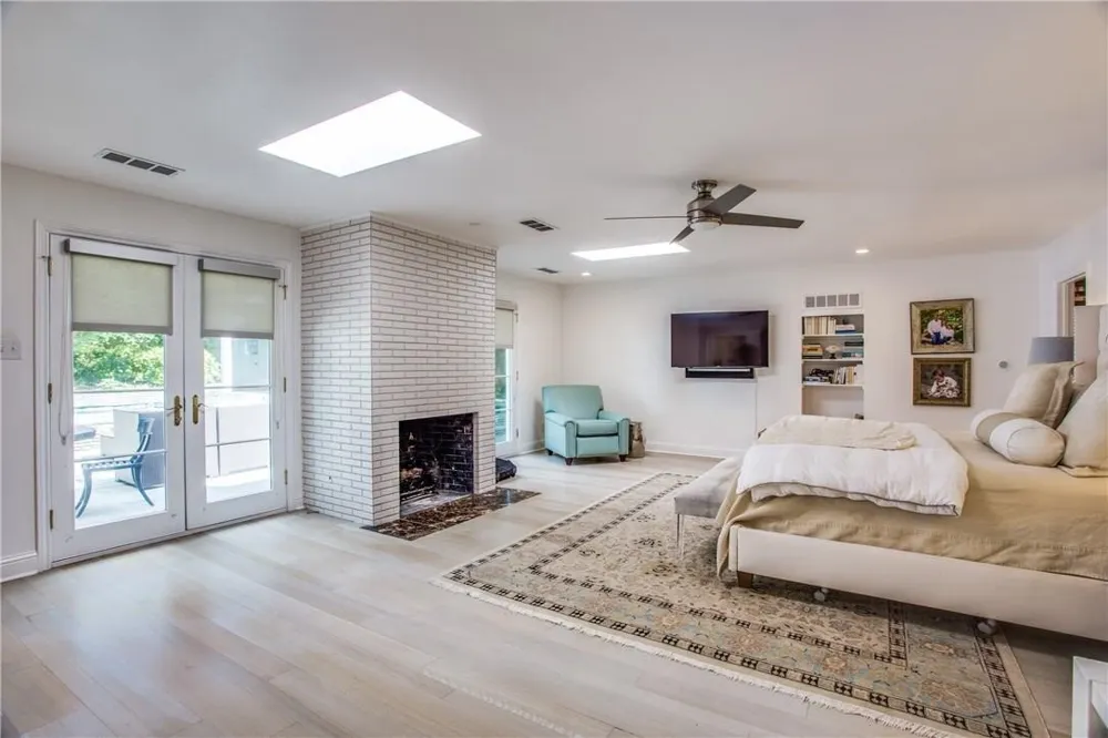 4804 Alan Dale Lane Dallas, TX 75209