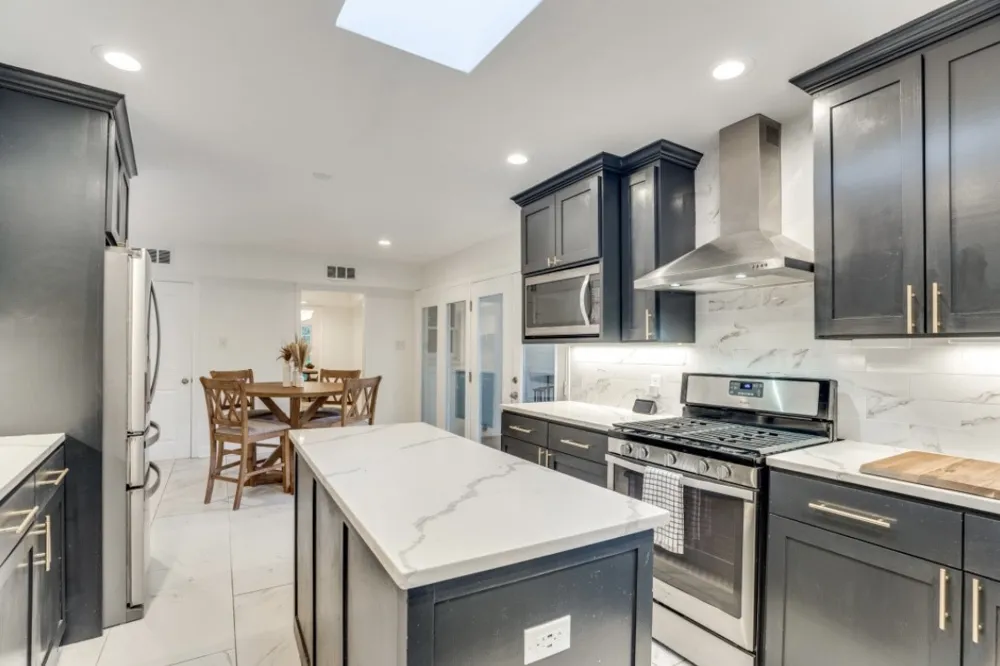 4804 Alan Dale Lane Dallas, TX 75209