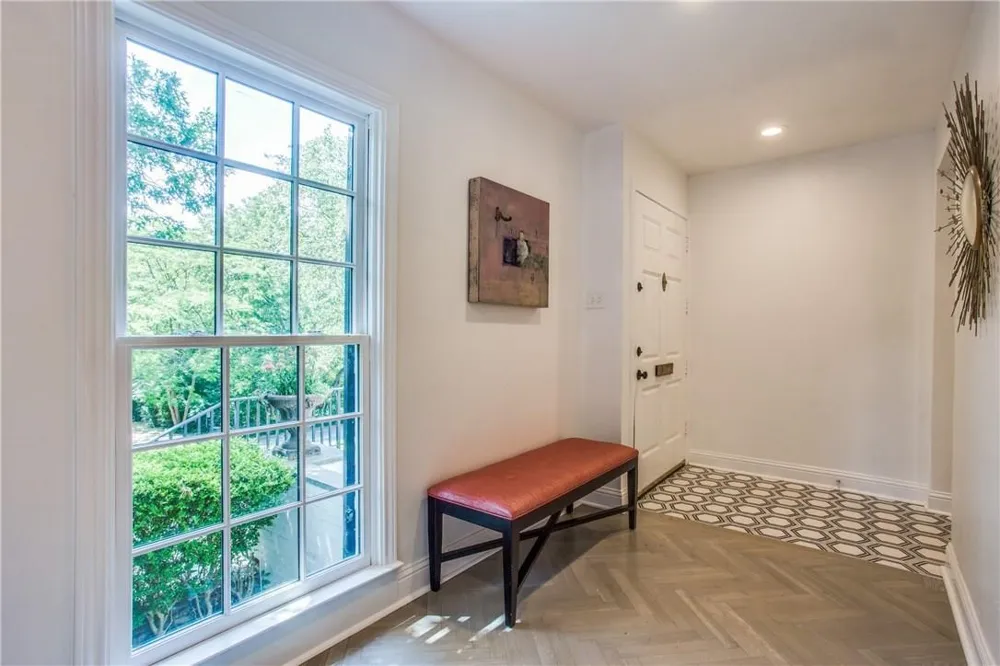 4804 Alan Dale Lane Dallas, TX 75209