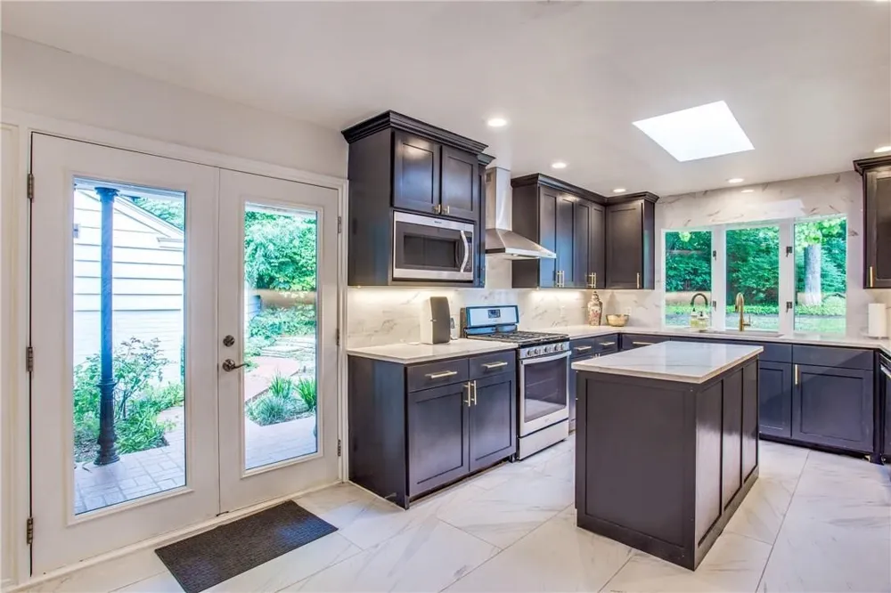 4804 Alan Dale Lane Dallas, TX 75209