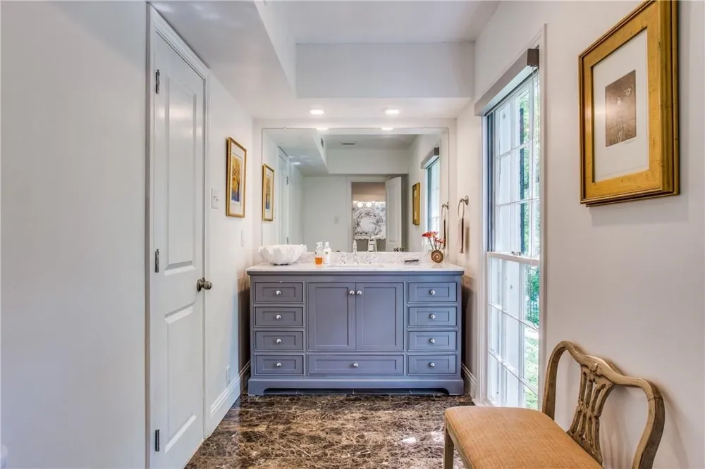 4804 Alan Dale Lane Dallas, TX 75209