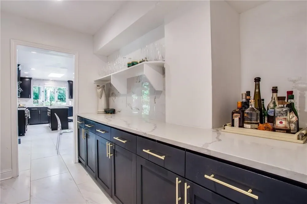 4804 Alan Dale Lane Dallas, TX 75209