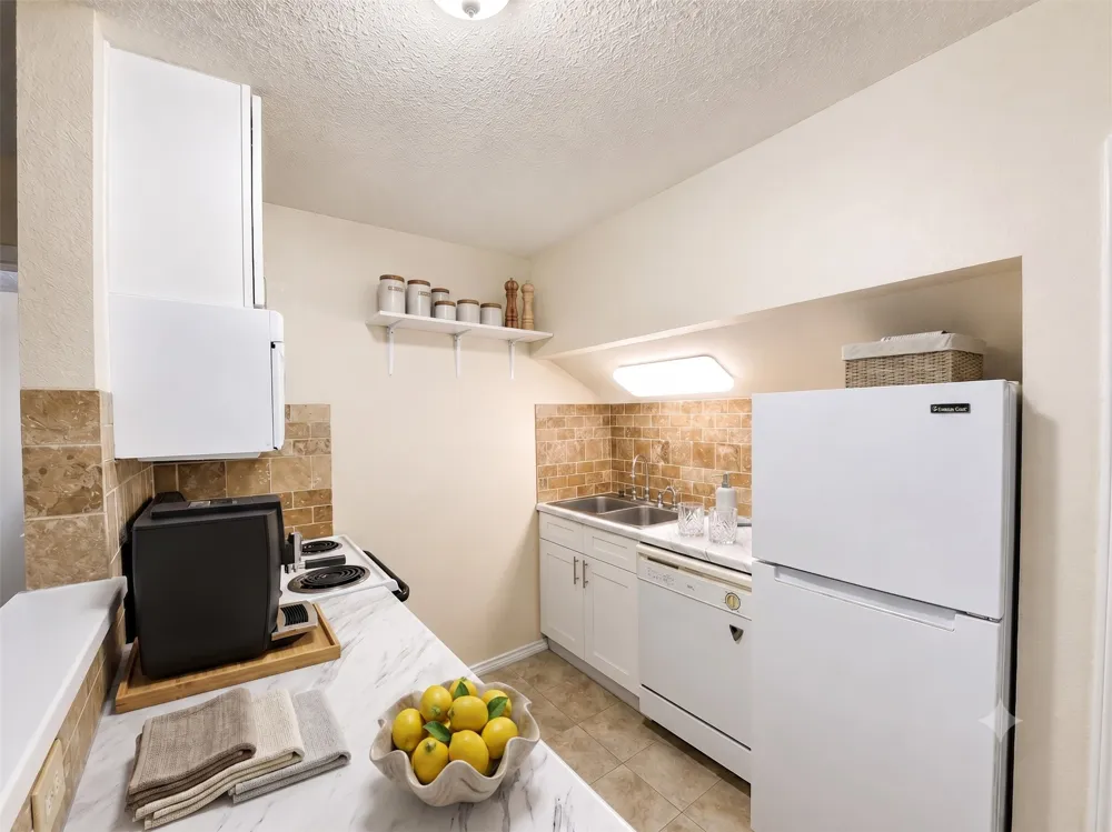 910 Hillside Beach Drive Little Elm, TX 75068