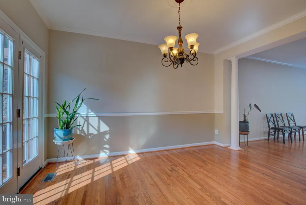 20352 BRIARCLIFF TERRACE Potomac Falls, VA 20165