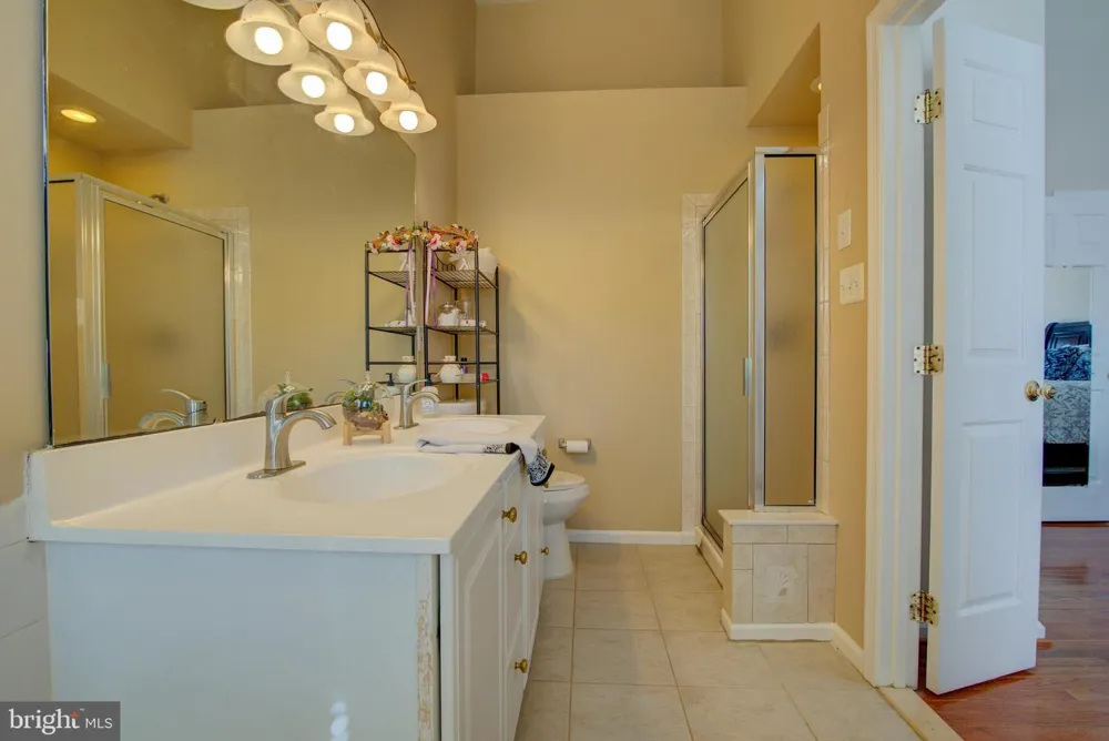 20352 BRIARCLIFF TERRACE Potomac Falls, VA 20165