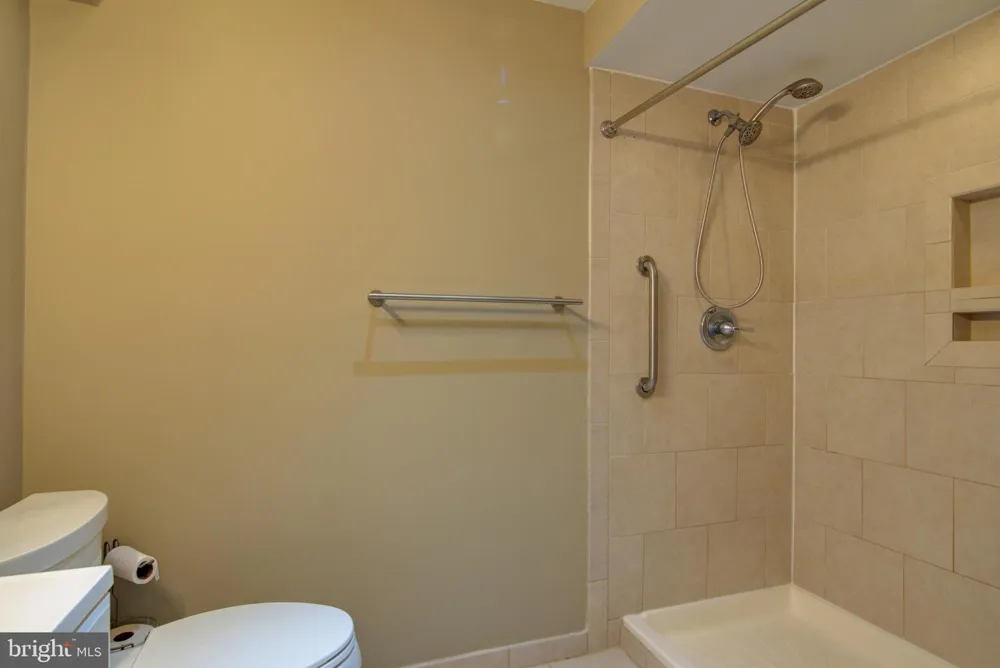 20352 BRIARCLIFF TERRACE Potomac Falls, VA 20165