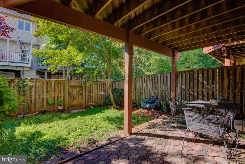20352 BRIARCLIFF TERRACE Potomac Falls, VA 20165