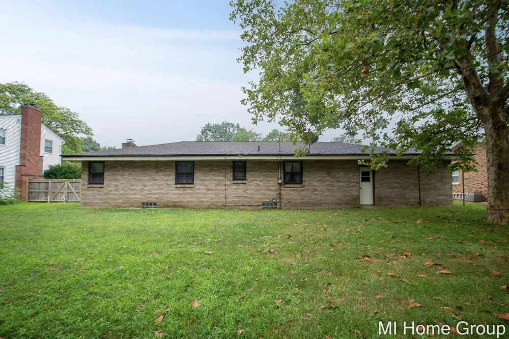 311 W 32nd Street Holland, MI 49423