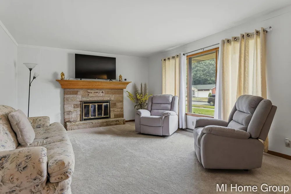 311 W 32nd Street Holland, MI 49423