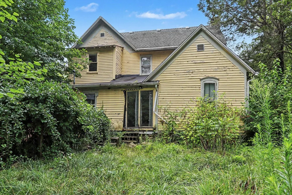 315 East Street Three Rivers, MI 49093