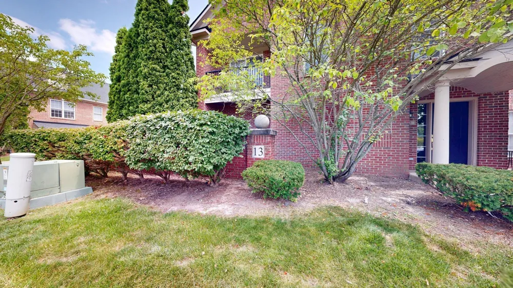 5615 Hampshire Lane Ypsilanti, MI 48197
