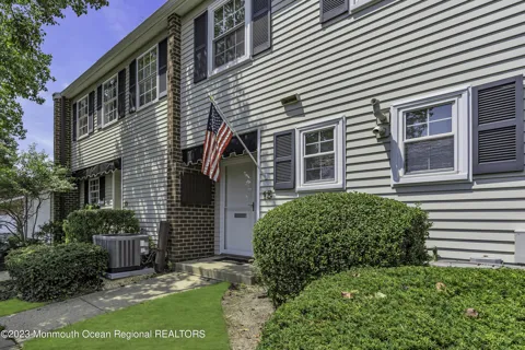 15 Linden Drive