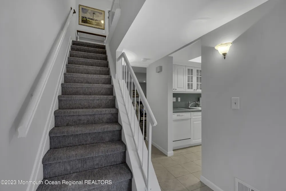 15 Linden Drive Spring Lake Heights, NJ 07762