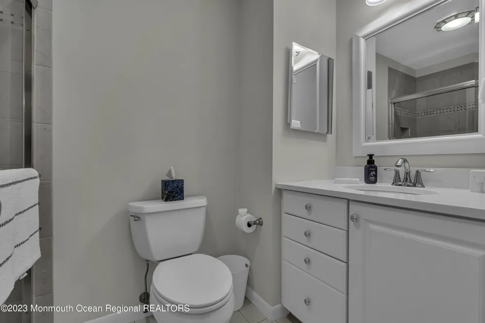 15 Linden Drive Spring Lake Heights, NJ 07762