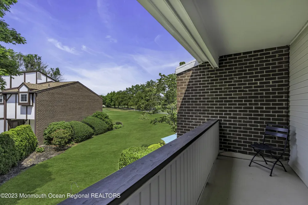 15 Linden Drive Spring Lake Heights, NJ 07762