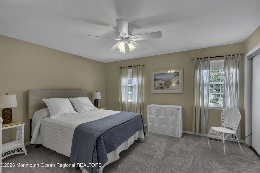15 Linden Drive Spring Lake Heights, NJ 07762