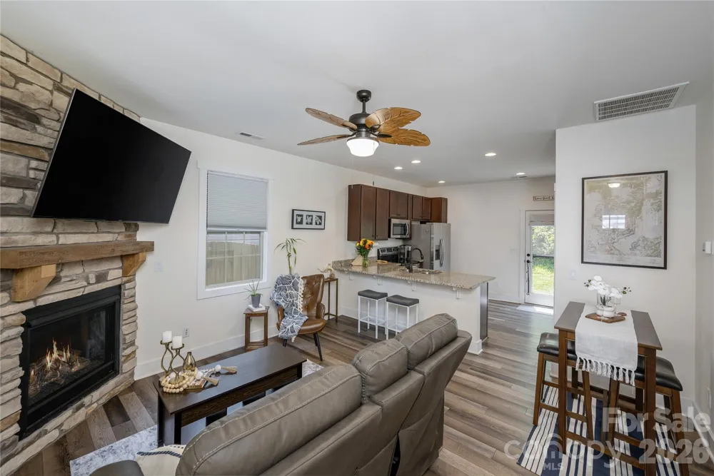 289 Cardwell Lane Fletcher, NC 28732