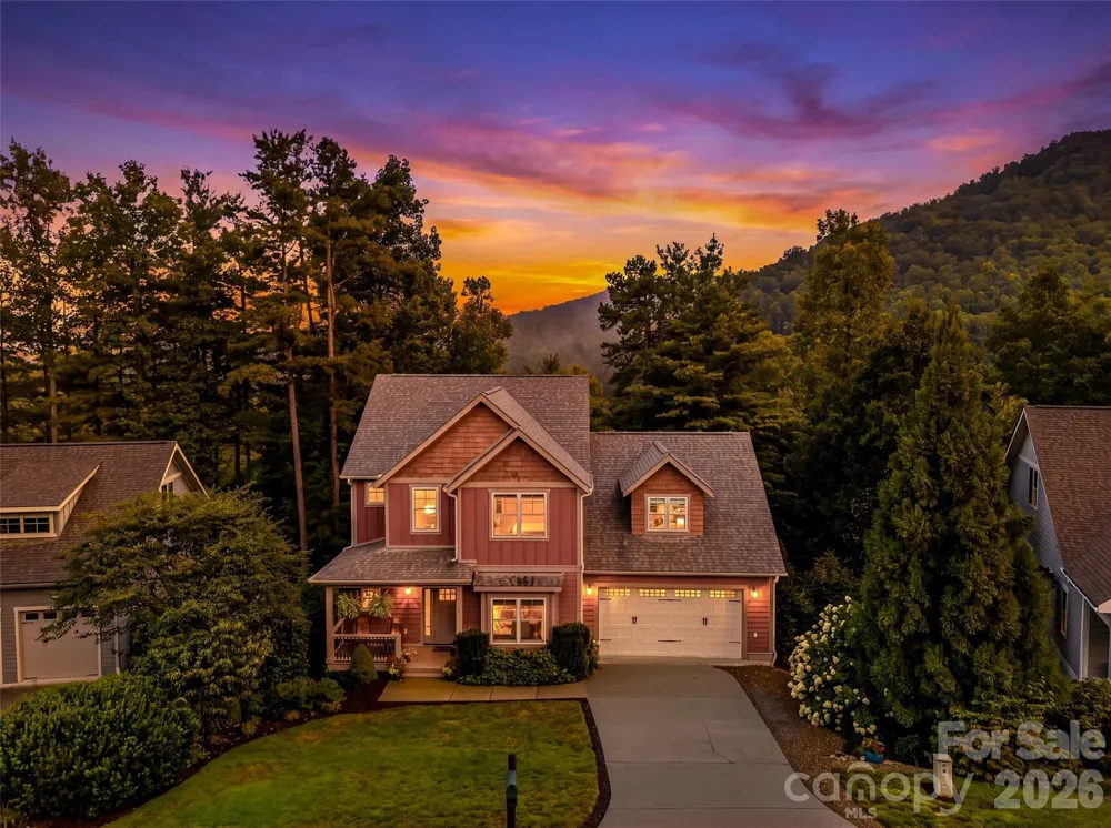 4 Old Bridge Circle Fairview, NC 28730