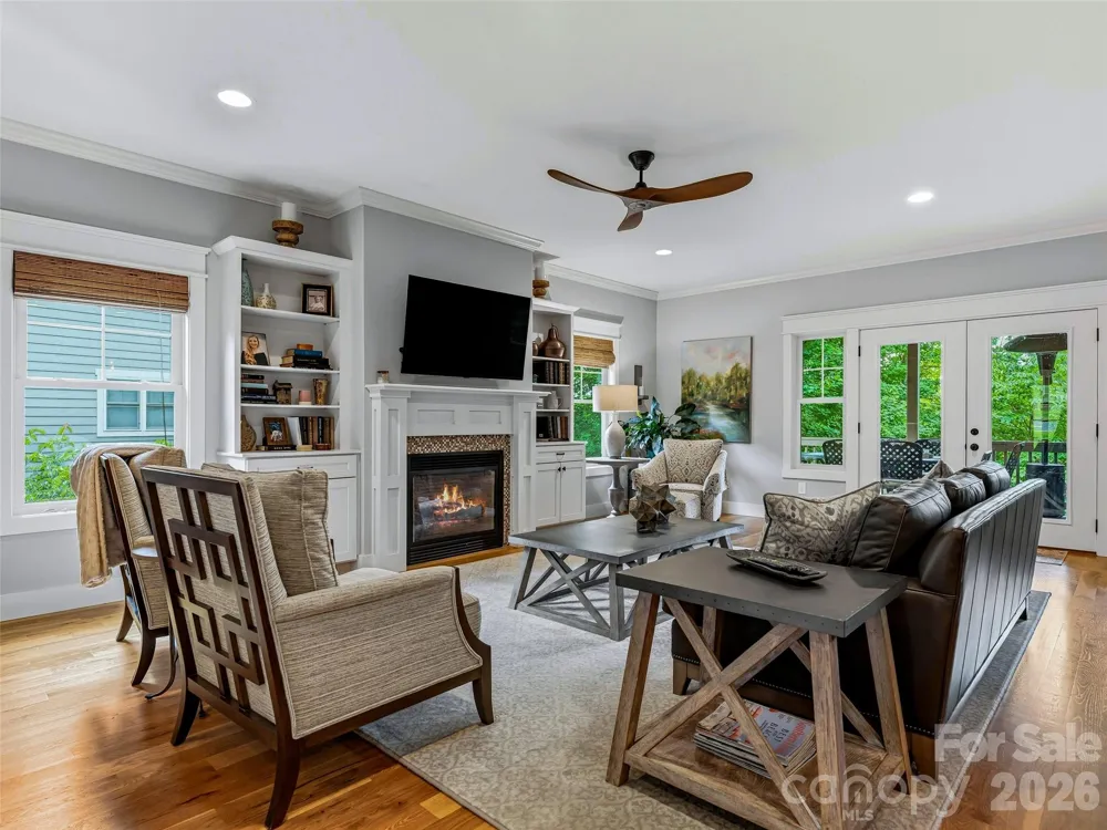 4 Old Bridge Circle Fairview, NC 28730