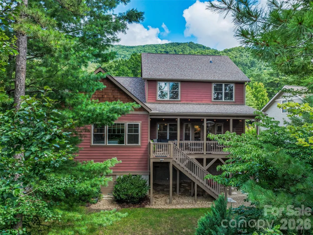 4 Old Bridge Circle Fairview, NC 28730