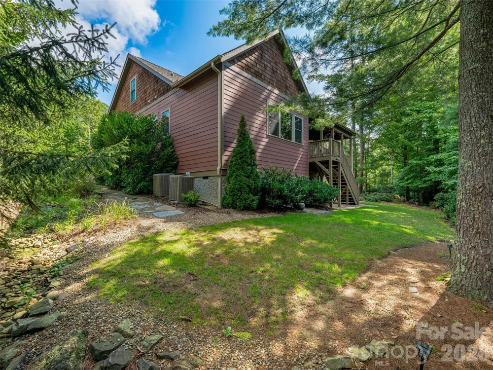 4 Old Bridge Circle Fairview, NC 28730