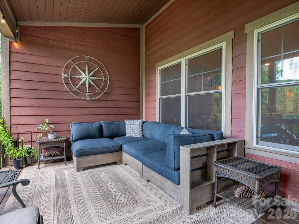 4 Old Bridge Circle Fairview, NC 28730