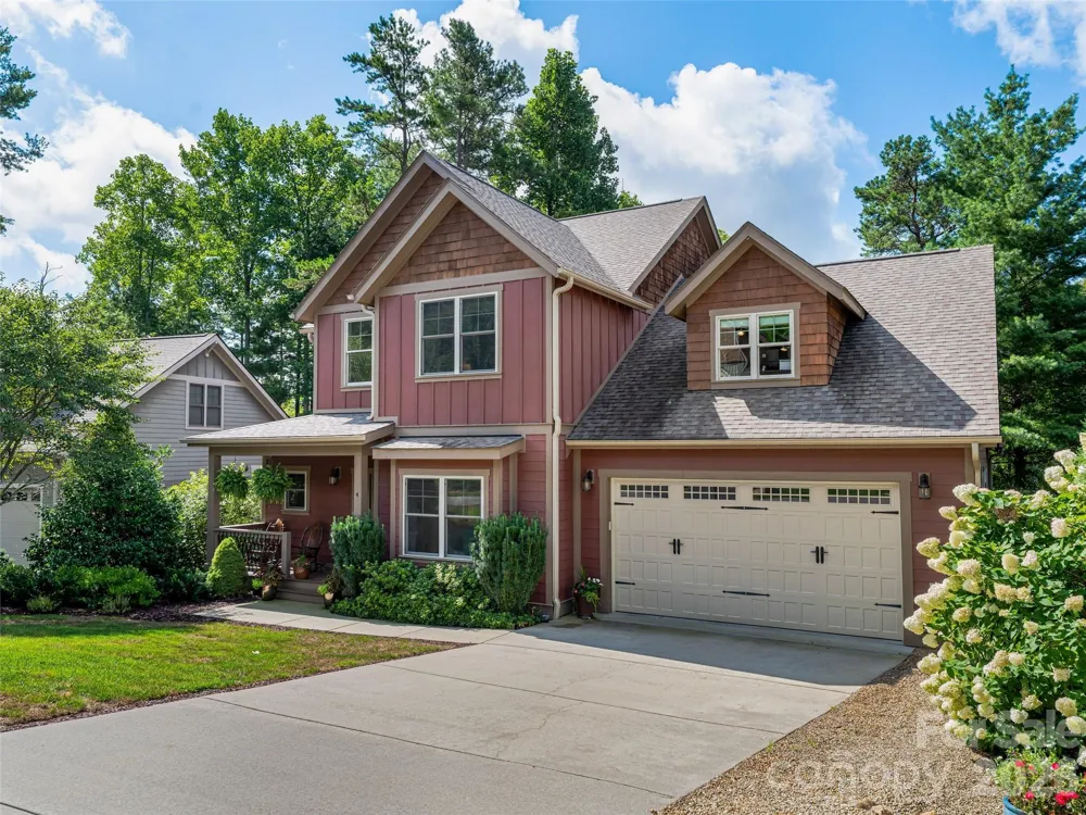 4 Old Bridge Circle Fairview, NC 28730