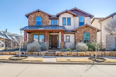 8201 Choctaw Lane