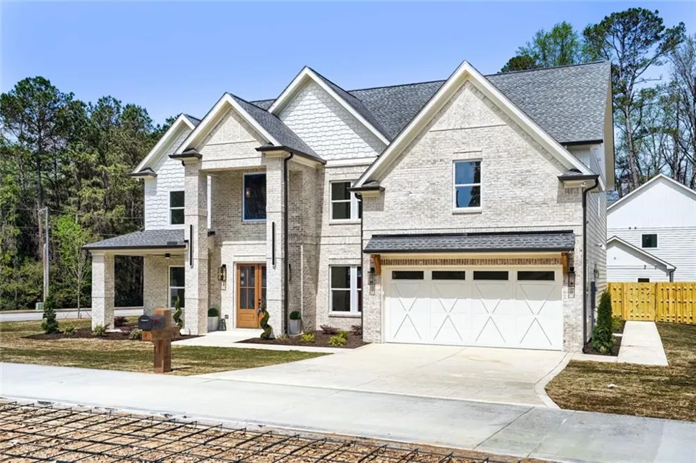 932 Cooper Road Grayson, GA 30017