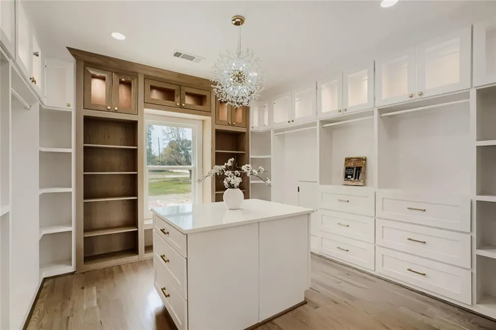 932 Cooper Road Grayson, GA 30017
