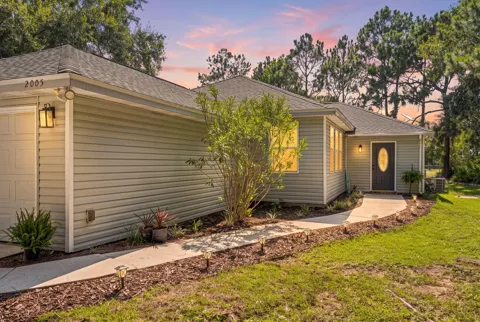 2005 Everglades Drive