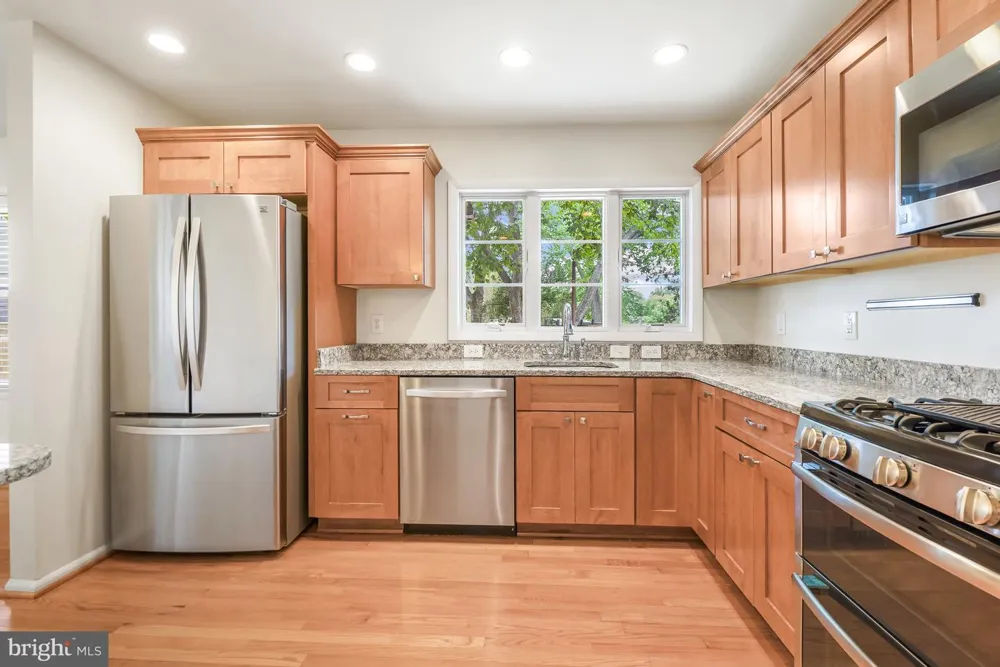 8524 DOTER DRIVE Alexandria, VA 22308