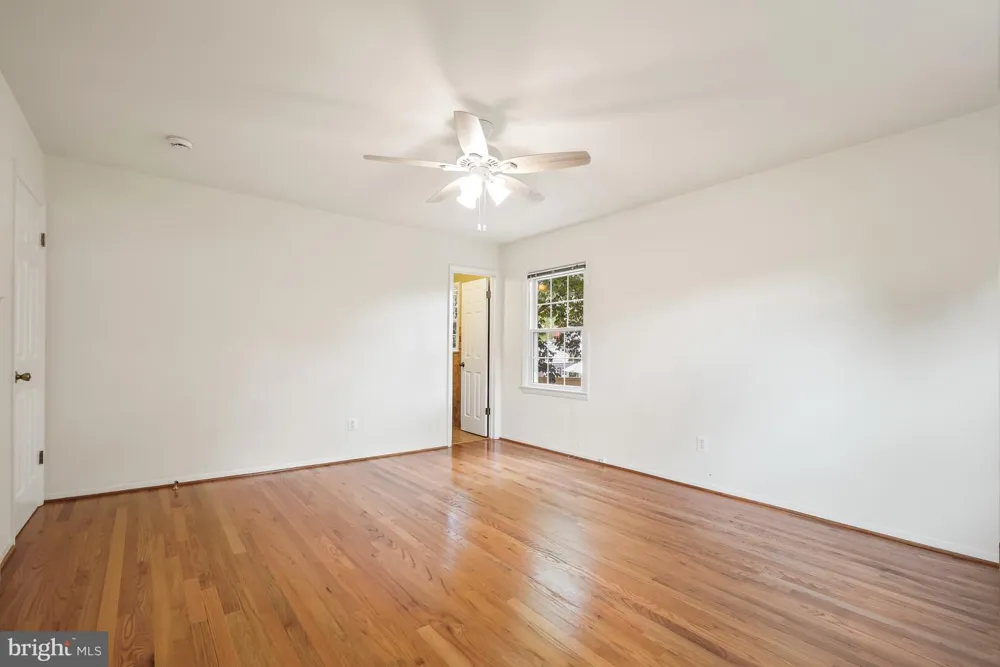 8524 DOTER DRIVE Alexandria, VA 22308