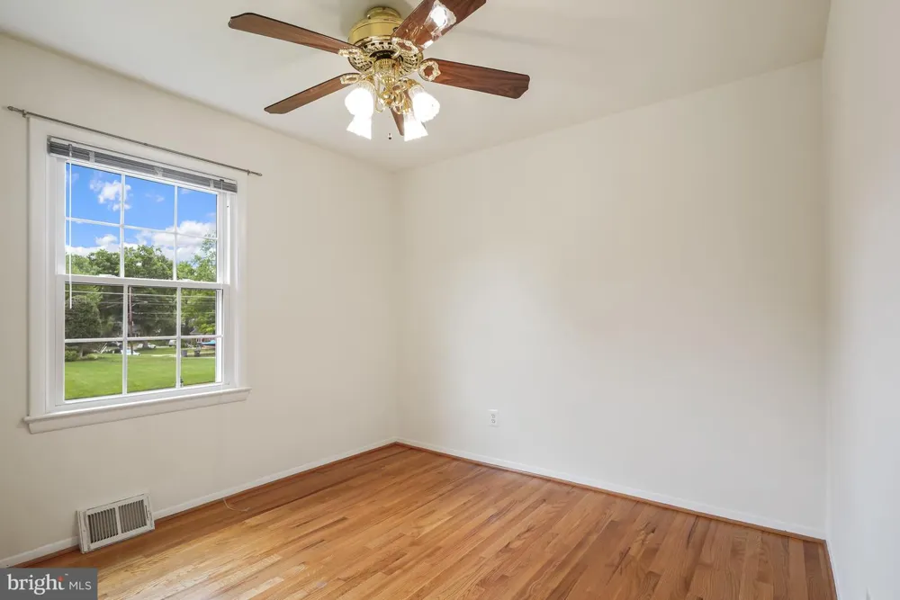 8524 DOTER DRIVE Alexandria, VA 22308