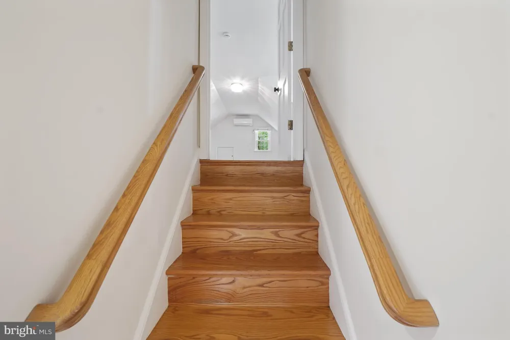 8524 DOTER DRIVE Alexandria, VA 22308