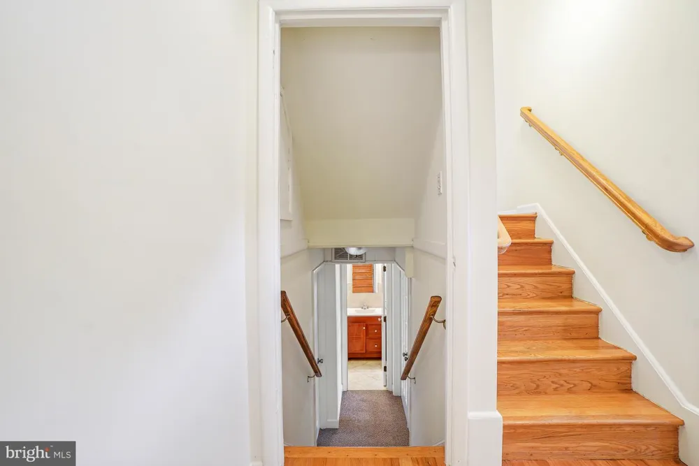 8524 DOTER DRIVE Alexandria, VA 22308