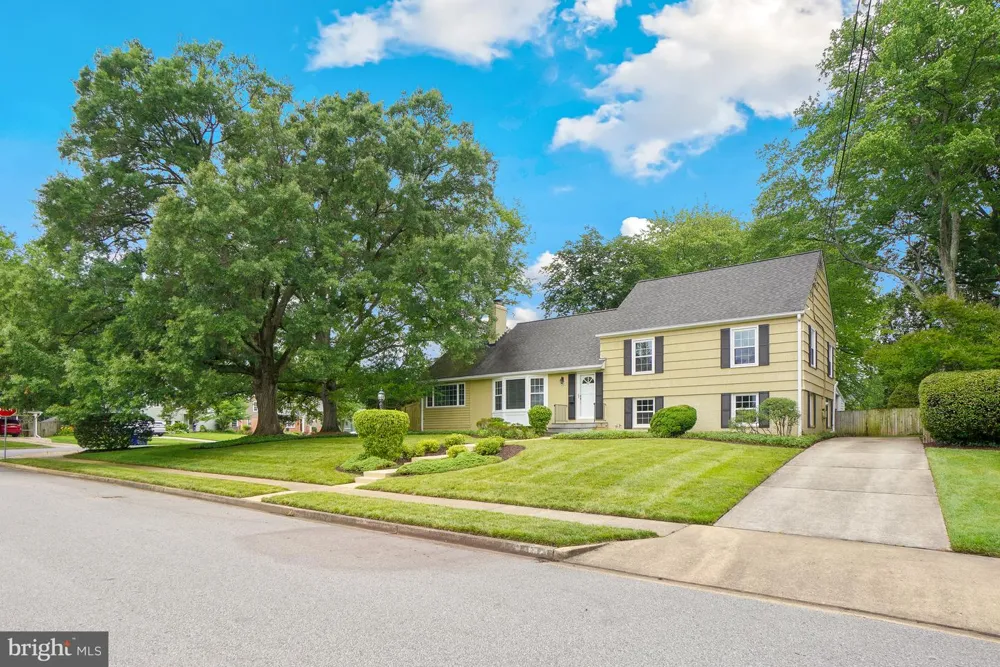 8524 DOTER DRIVE Alexandria, VA 22308