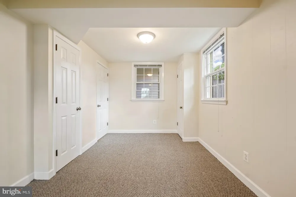 8524 DOTER DRIVE Alexandria, VA 22308