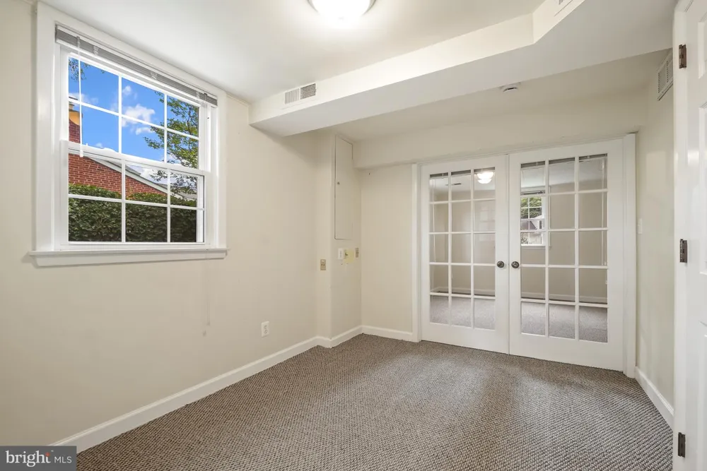 8524 DOTER DRIVE Alexandria, VA 22308