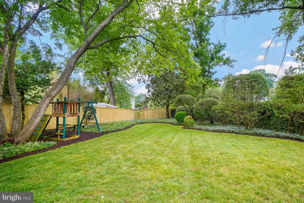 8524 DOTER DRIVE Alexandria, VA 22308