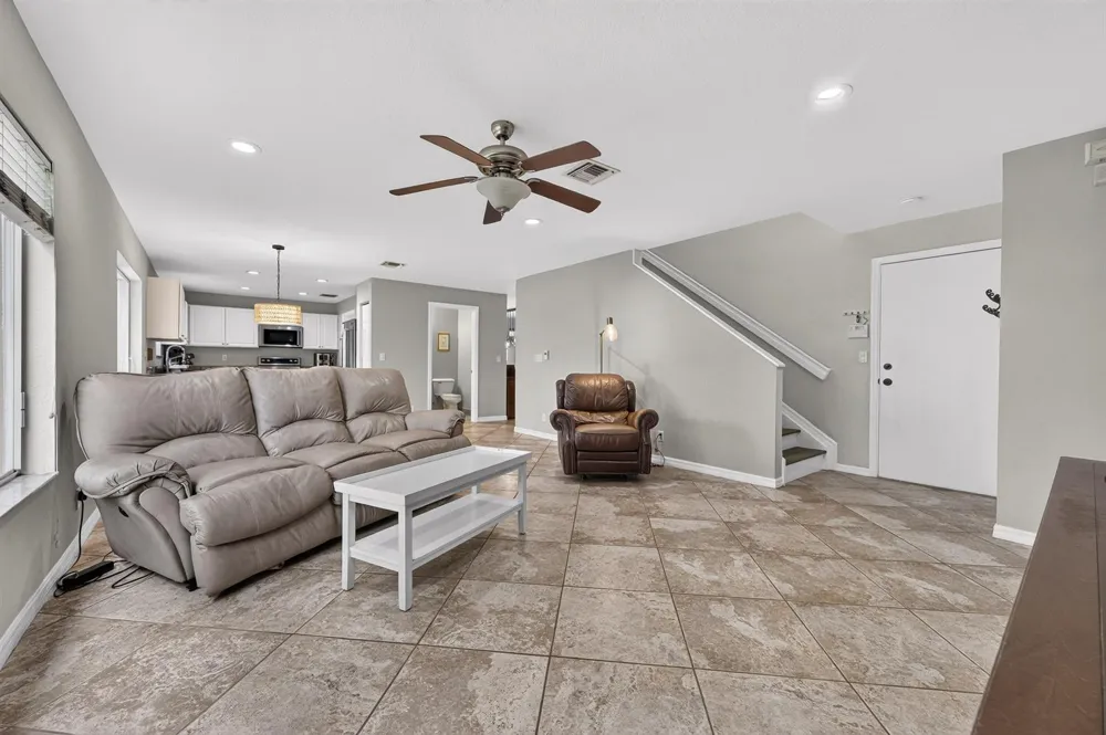 5532 SE GRAHAM DRIVE Stuart, FL 34997
